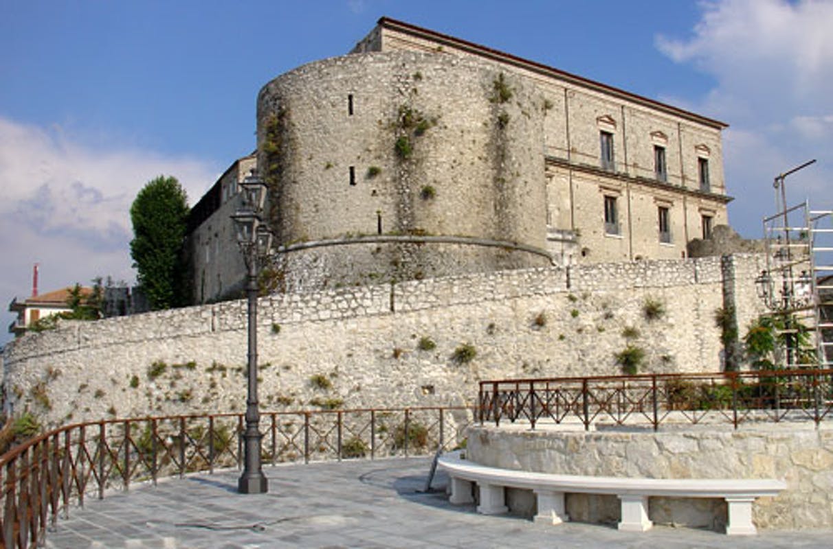 castello principi sanseverino teggiano