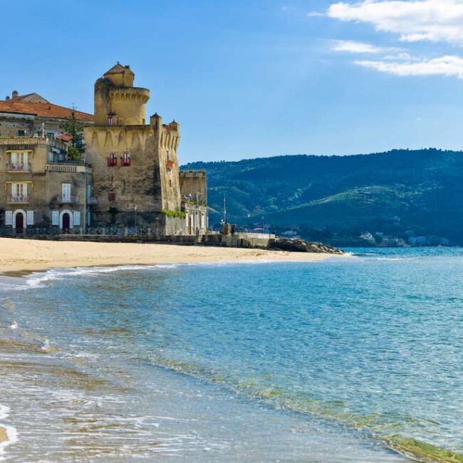 Santa Maria Di Castellabate Benvenuti Al Sud