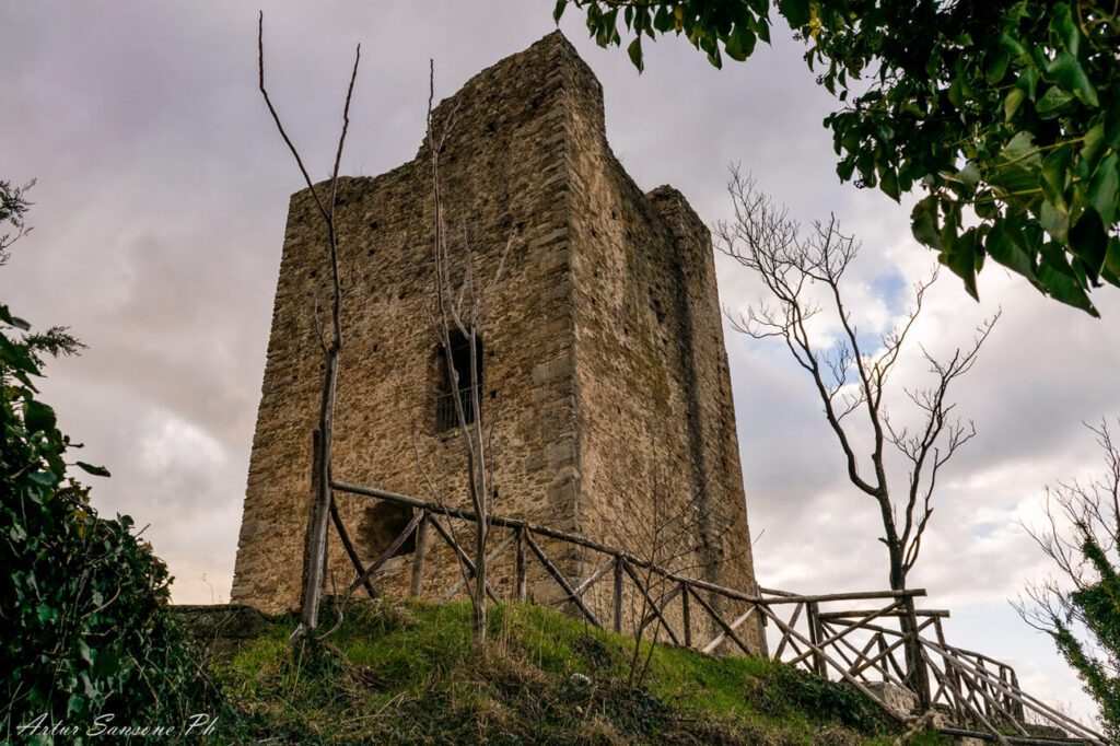 Torre-Medievale-novi-velia